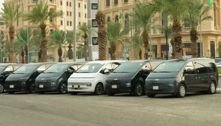 How to Book Your Makkah to Madinah Taxi