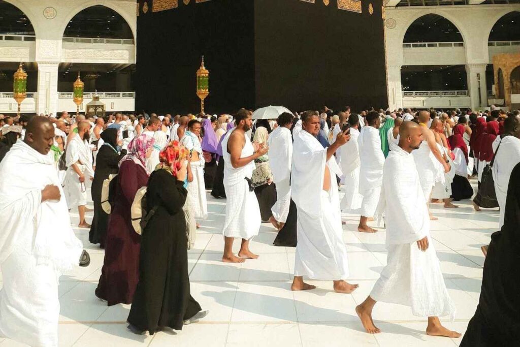 Ihram Clothing Rules Explained