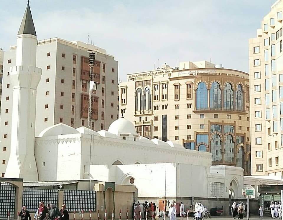 Masjid Ali ibn Abi Talib in Al-Manakhah (Near Masjid an-Nabawi)
