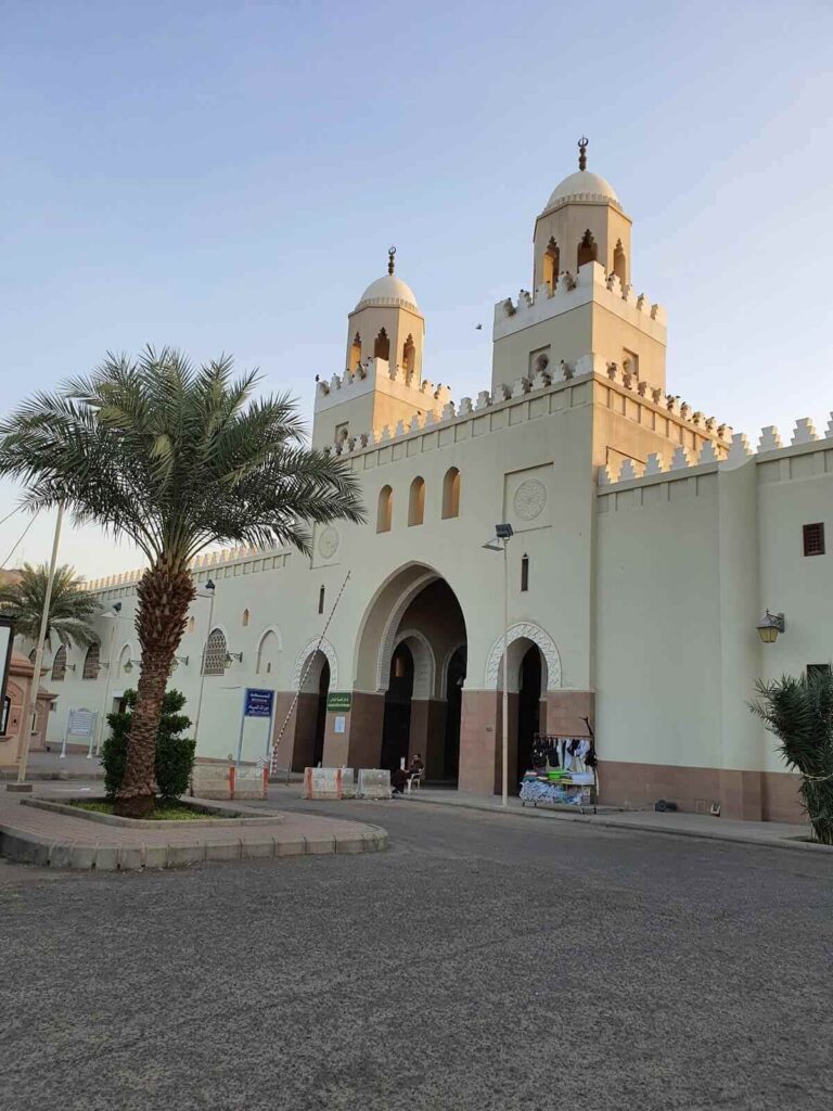 What Is Masjid Dhul Hulayfah and Why It Is Important