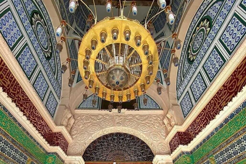 What Is Al Salam Gate and Where Is It Located?