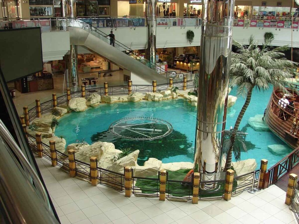 Where Is Al Rashid Mega Mall Located?