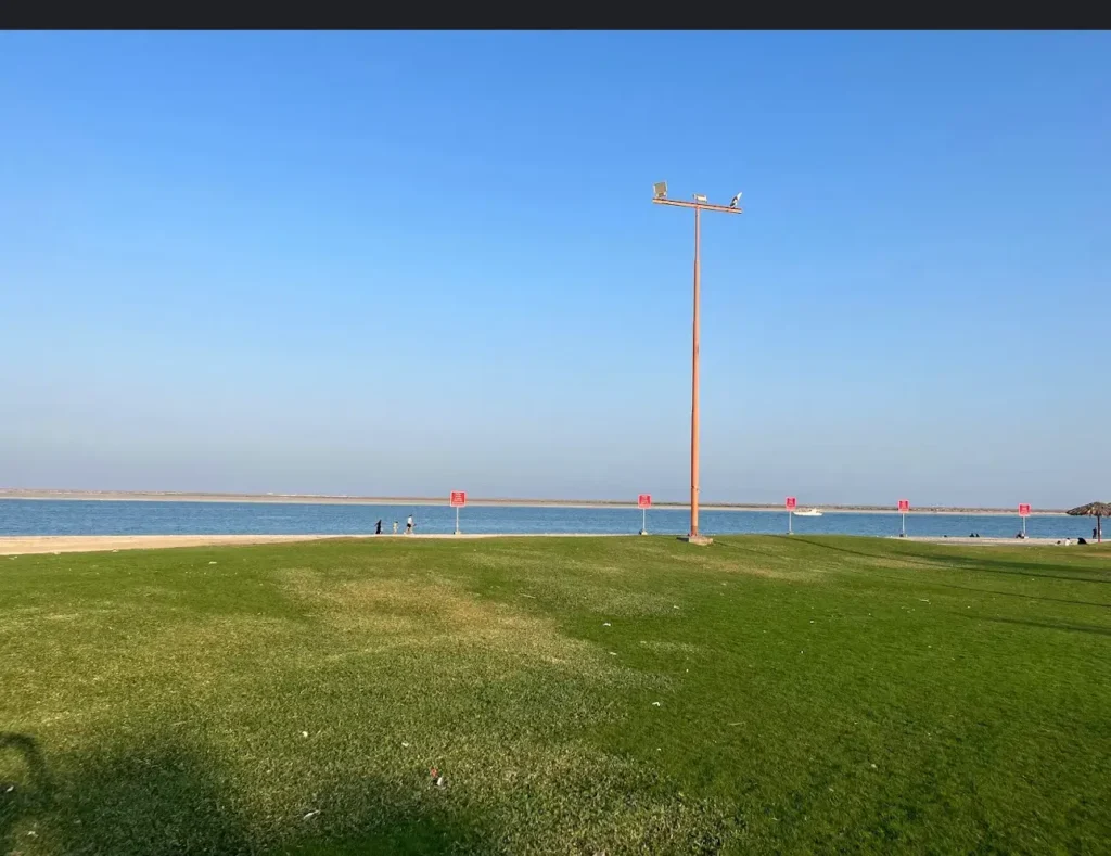 Dareen Beach